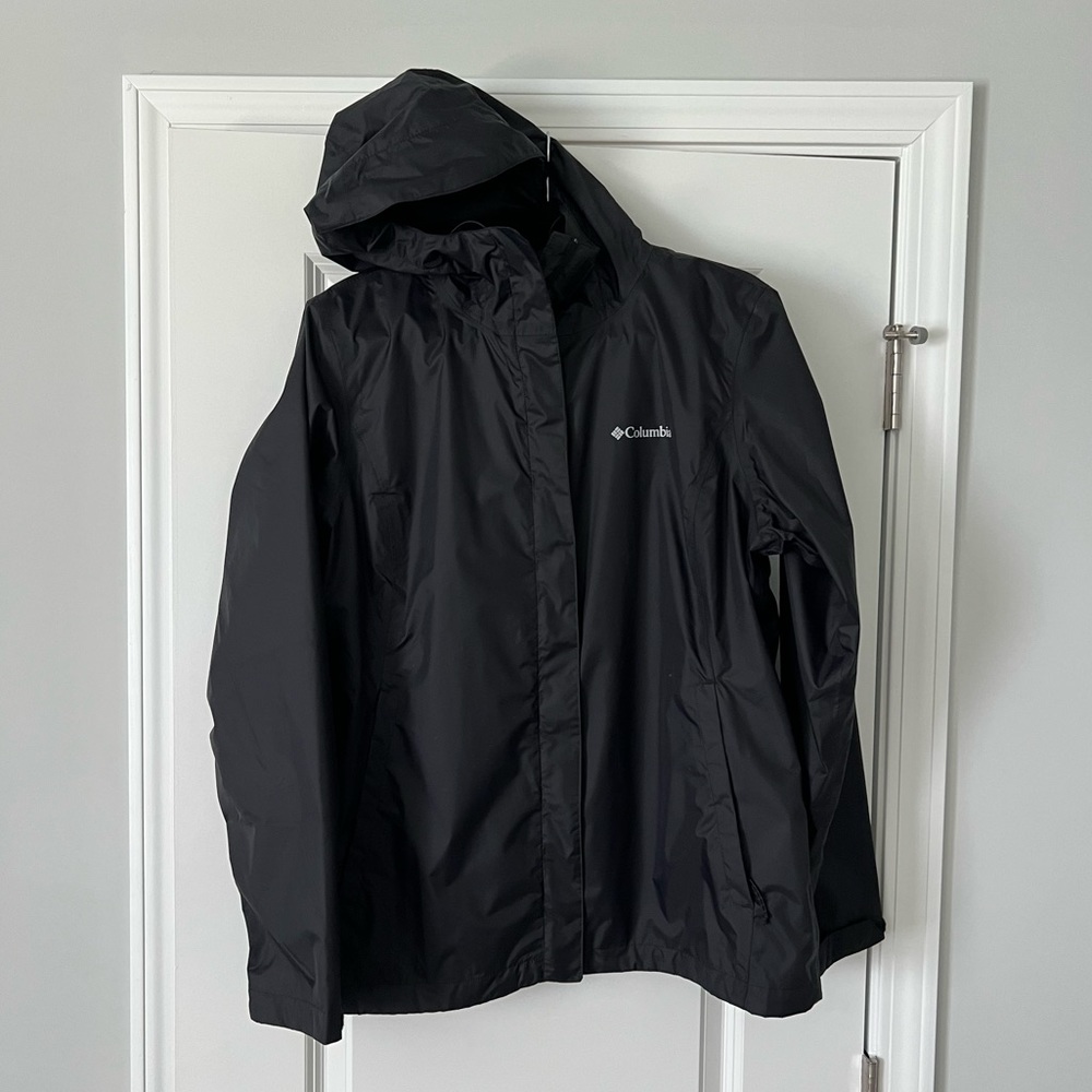 COLUMBIA RAIN JACKET. KIDS SIZE LARGE